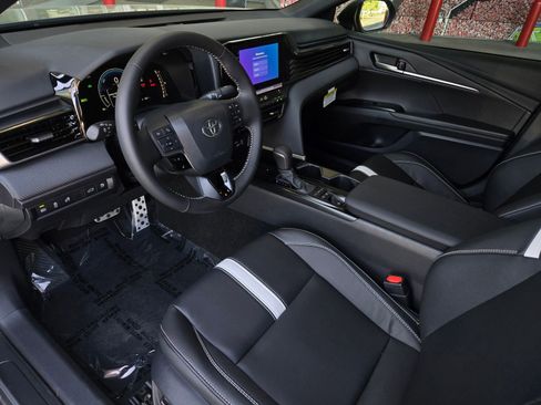 Certified 2026 Toyota Camry SE FWD image 8