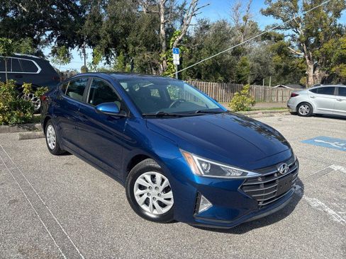 Used 2019 Hyundai Elantra SE image 5