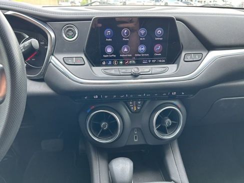 Used 2021 Chevrolet Blazer LT FWD image 18
