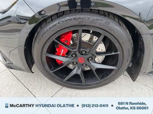 Used 2023 Honda Civic Type R image 9