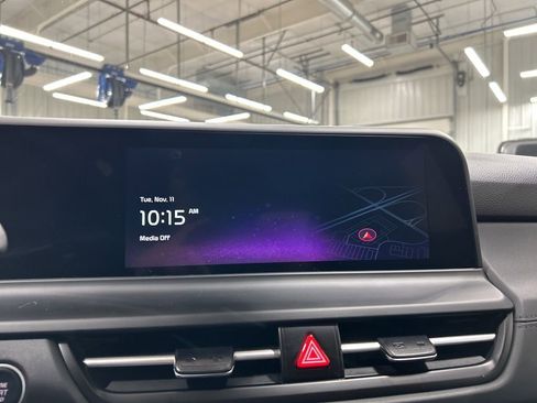 New 2026 Kia Seltos EX image 18