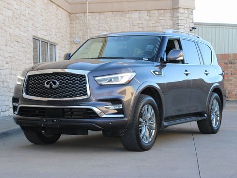 Used 2024 INFINITI QX80 Luxe image 2