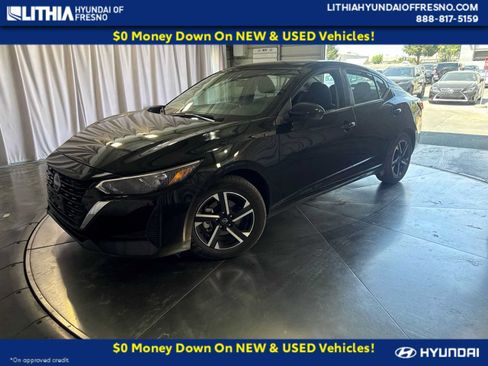 Used 2025 Nissan Sentra SV FWD image 1