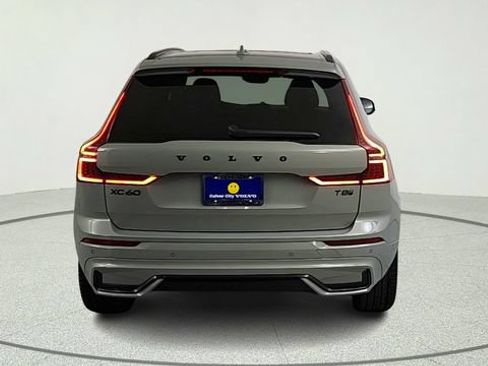 Used 2026 Volvo XC60 T8 Ultra w/ Climate Package AWD/4WD image 6