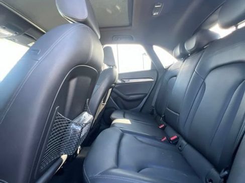 Used 2018 Audi Q3 2.0T Premium w/ Convenience Package AWD/4WD image 40