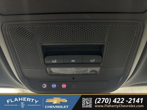 Used 2024 GMC Acadia AT4 w/ Luxury Package image 34