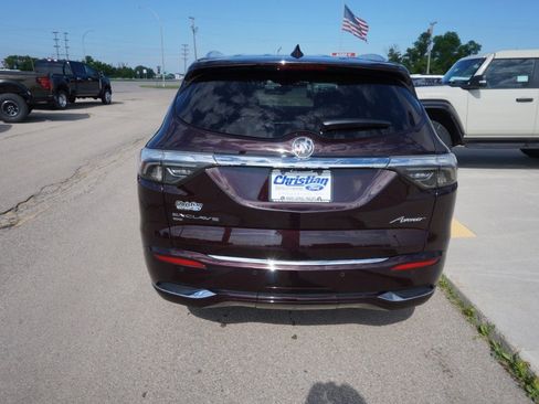 Used 2024 Buick Enclave Avenir w/ Avenir Technology Package AWD/4WD image 4