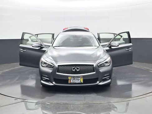 Used 2017 INFINITI Q50 Signature Edition w/ All Weather Package (L93) AWD/4WD image 31