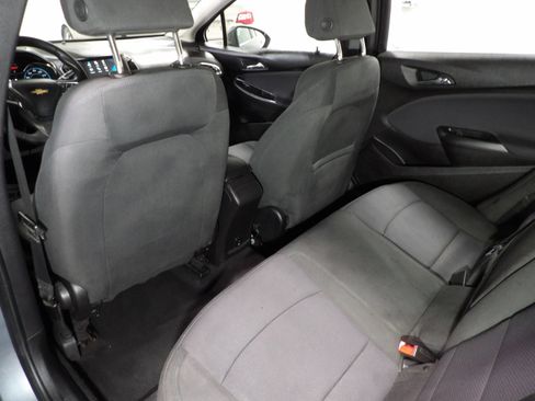 Used 2018 Chevrolet Cruze LT FWD image 8