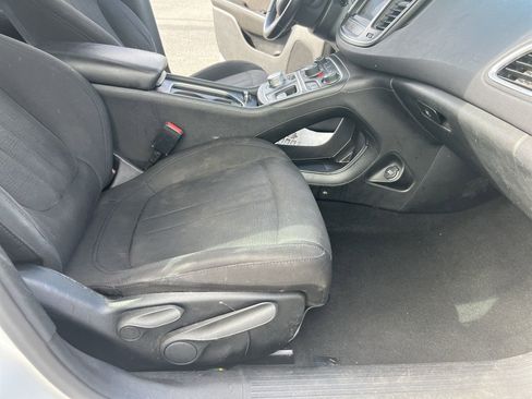 Used 2016 Chrysler 200 Limited w/ Anniversary Edition image 34