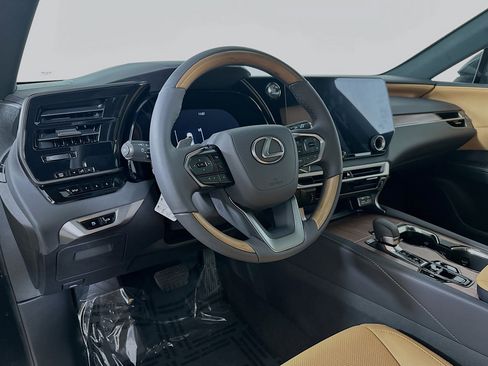 Used 2025 Lexus RX 350 Premium image 9