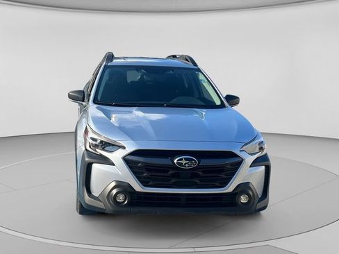 Used 2024 Subaru Outback AWD/4WD image 9