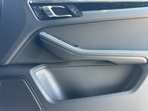 New 2026 Porsche Macan AWD/4WD image 19