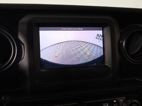 Used 2021 Jeep Wrangler Unlimited Sport AWD/4WD image 6