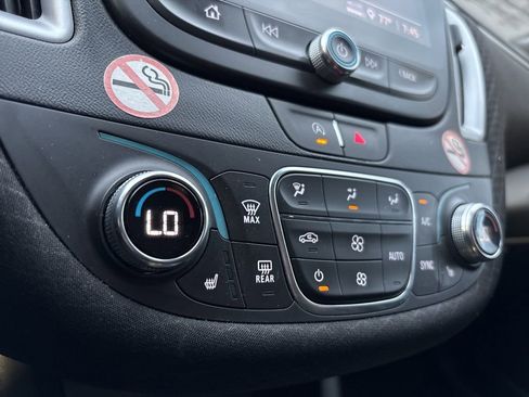 Used 2023 Chevrolet Malibu LT image 29