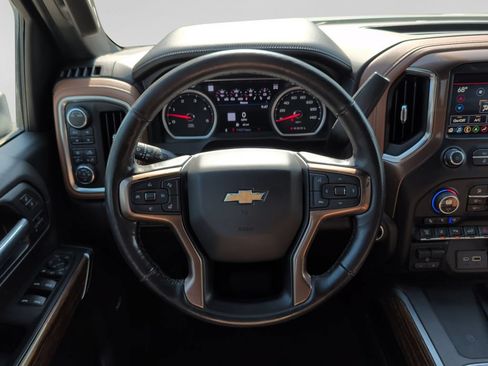 Used 2020 Chevrolet Silverado 3500 High Country w/ Z71 Off-Road Package AWD/4WD image 11