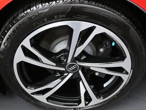 Used 2022 Audi e-tron GT Prestige w/ Prestige Package image 40