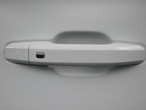 Used 2026 GMC Sierra 2500 AT4X image 8