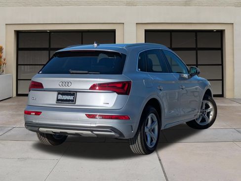 Used 2021 Audi Q5 2.0T Premium w/ Convenience Package AWD/4WD image 4