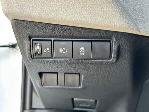 New 2026 Toyota Corolla Cross L image 16