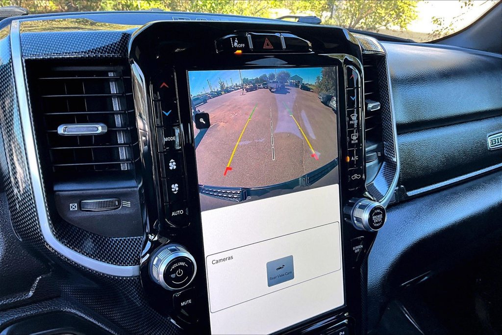 Used 2022 RAM 1500 Big Horn AWD/4WD image 18