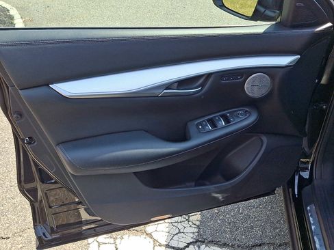 Used 2019 INFINITI QX50 Essential w/ Premium Heat Package image 13