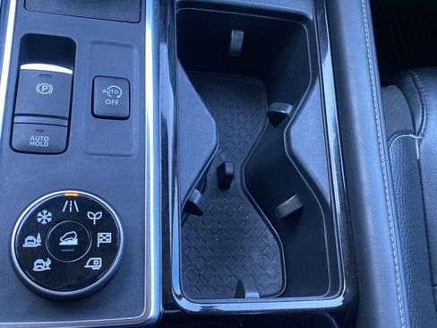 Used 2023 Nissan Pathfinder SL w/ SL Premium Package image 42