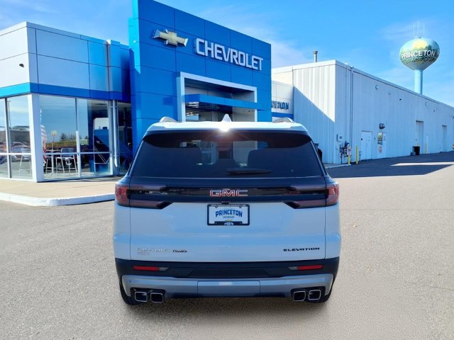 Used 2025 GMC Acadia Elevation AWD/4WD image 4