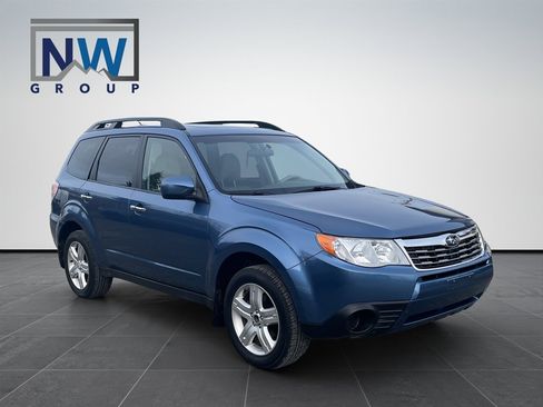 Used 2010 Subaru Forester 2.5X Premium image 1