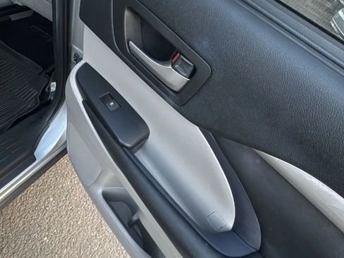 Used 2019 Toyota Highlander XLE image 22