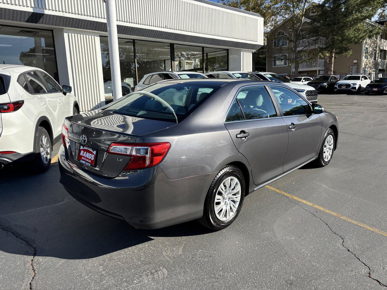 Used 2014 Toyota Camry LE w/ Fleet Convenience Package FWD image 12