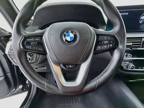 Used 2021 BMW 530i xDrive w/ Convenience Package AWD/4WD image 11