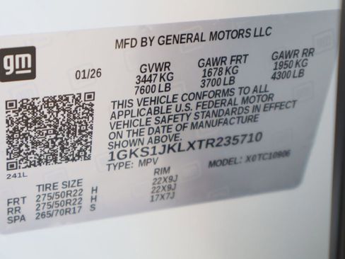 New 2026 GMC Yukon XL Denali w/ Denali Reserve Package image 30