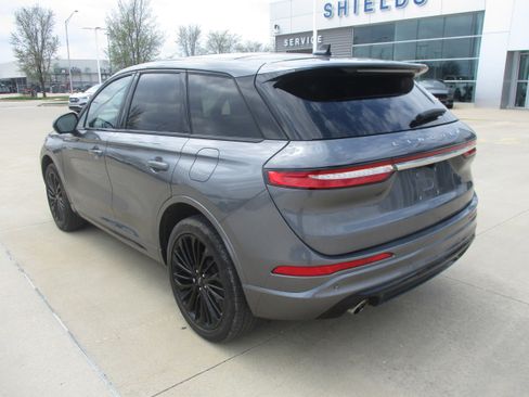 Used 2023 Lincoln Corsair AWD w/ Equipment Group 101A image 3