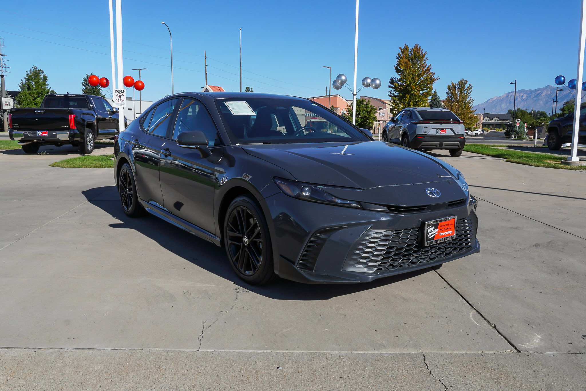 Certified 2025 Toyota Camry SE AWD/4WD image 2