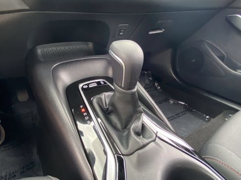 Certified 2025 Toyota Corolla SE FWD image 33