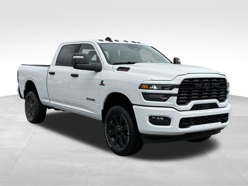 New 2026 RAM 2500 Big Horn AWD/4WD image 8