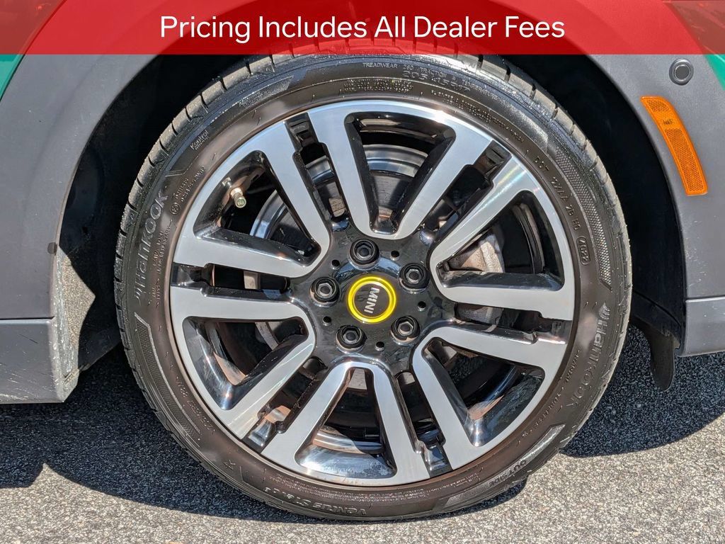 Used 2023 MINI Cooper SE FWD image 11