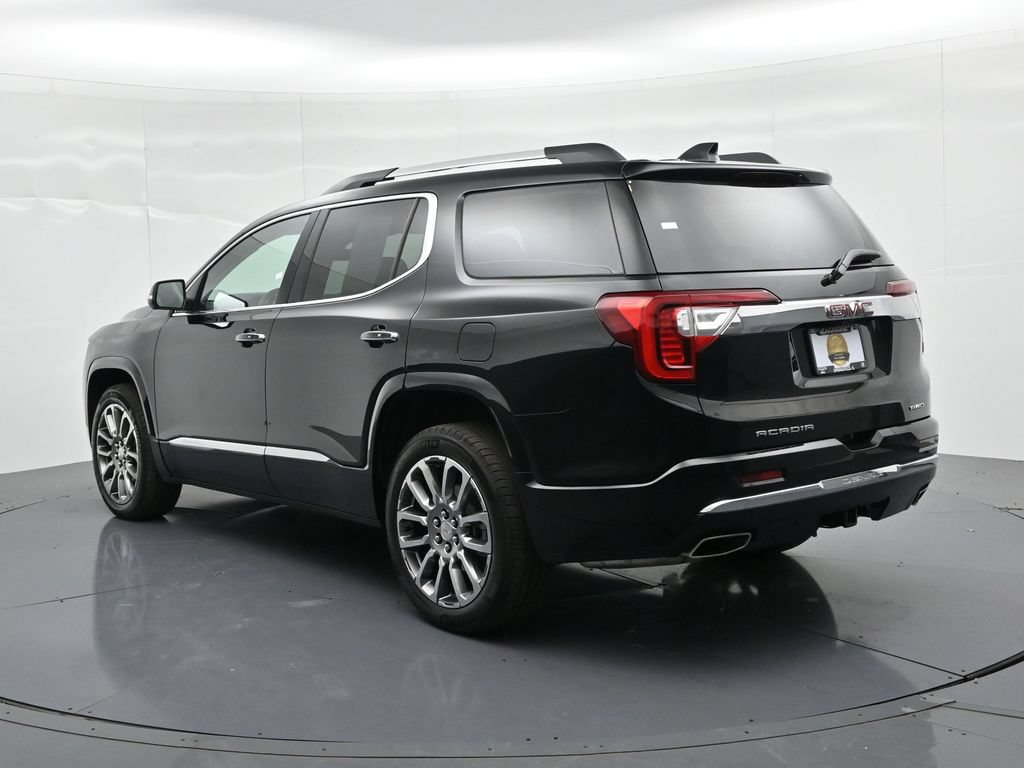 Used 2023 GMC Acadia Denali w/ Denali Ultimate Package AWD/4WD image 8