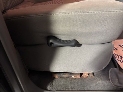 Used 2006 Dodge Ram 3500 Truck SLT w/ Light Group image 19