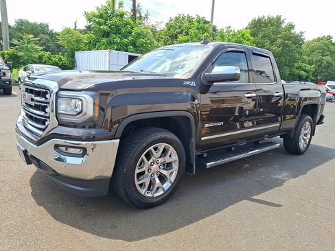 Used 2018 GMC Sierra 1500 SLT w/ SLT Premium Package AWD/4WD image 5