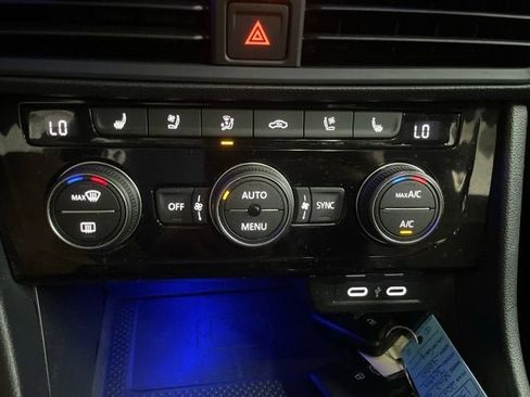 Used 2023 Volkswagen Jetta GLI Autobahn FWD image 22