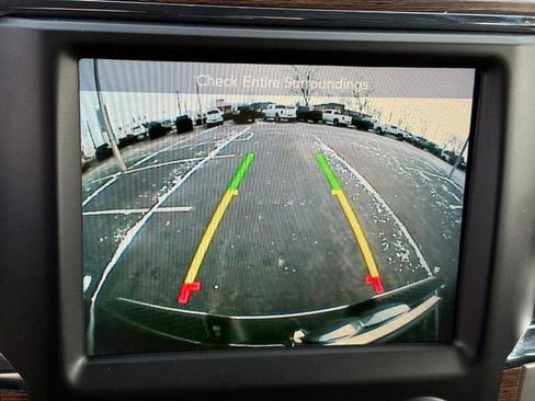 Used 2016 RAM 1500 Laramie w/ Convenience Group image 24