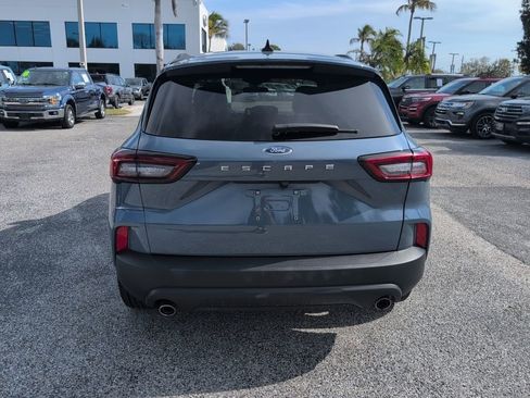 Certified 2025 Ford Escape ST-Line image 4