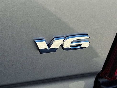 Certified 2022 Toyota Tacoma SR image 30