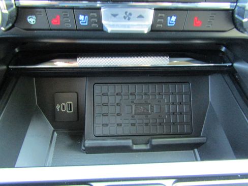Used 2025 Ford F150 Lariat w/ Equipment Group 501A Mid AWD/4WD image 31