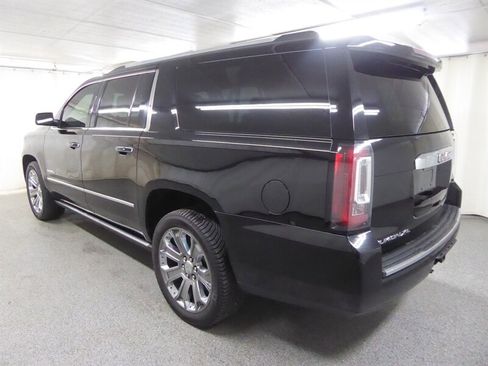 Used 2015 GMC Yukon XL Denali w/ Premium Package image 4