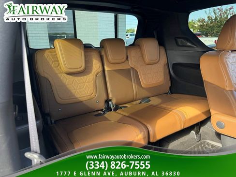 Used 2025 Nissan Armada Platinum Reserve AWD/4WD image 14
