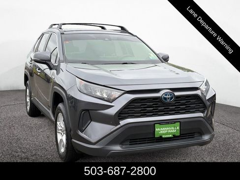 Used 2020 Toyota RAV4 LE w/ All Weather Liner Package AWD/4WD image 7