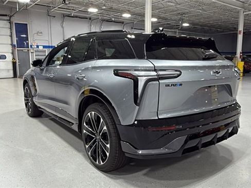 New 2026 Chevrolet Blazer EV SS image 9